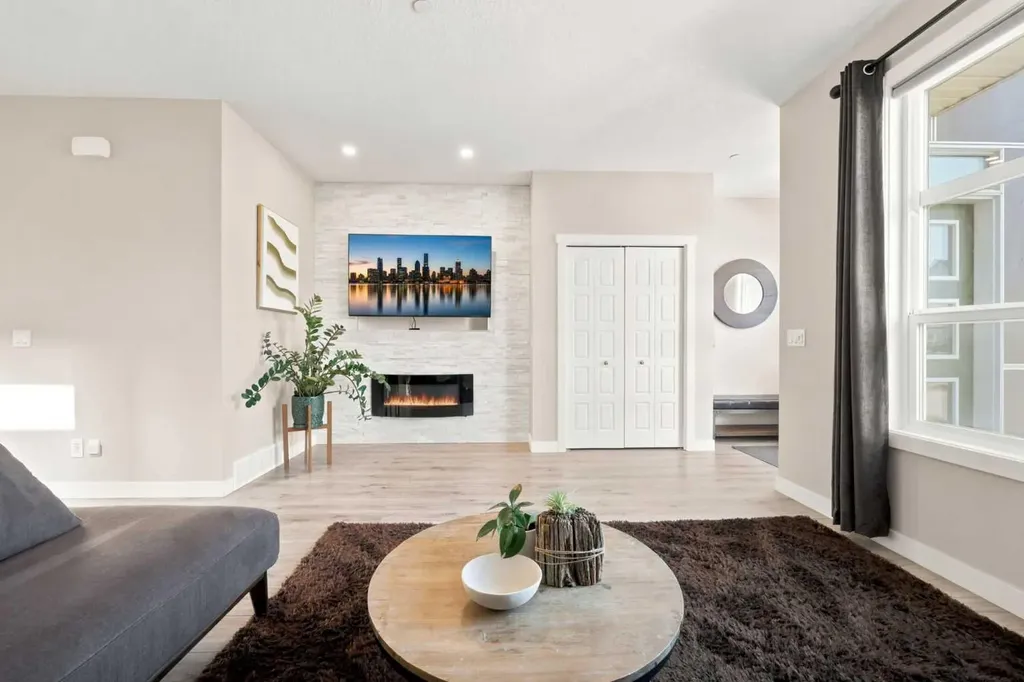 161 Livingston View NE Calgary AB T3P 1A9