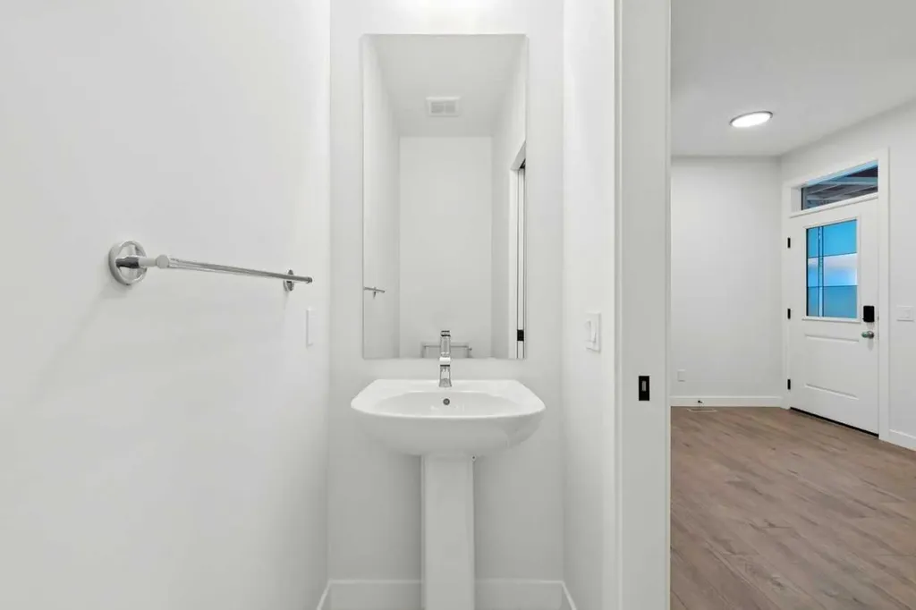 214 Sora Way SE Calgary AB T3S0V5