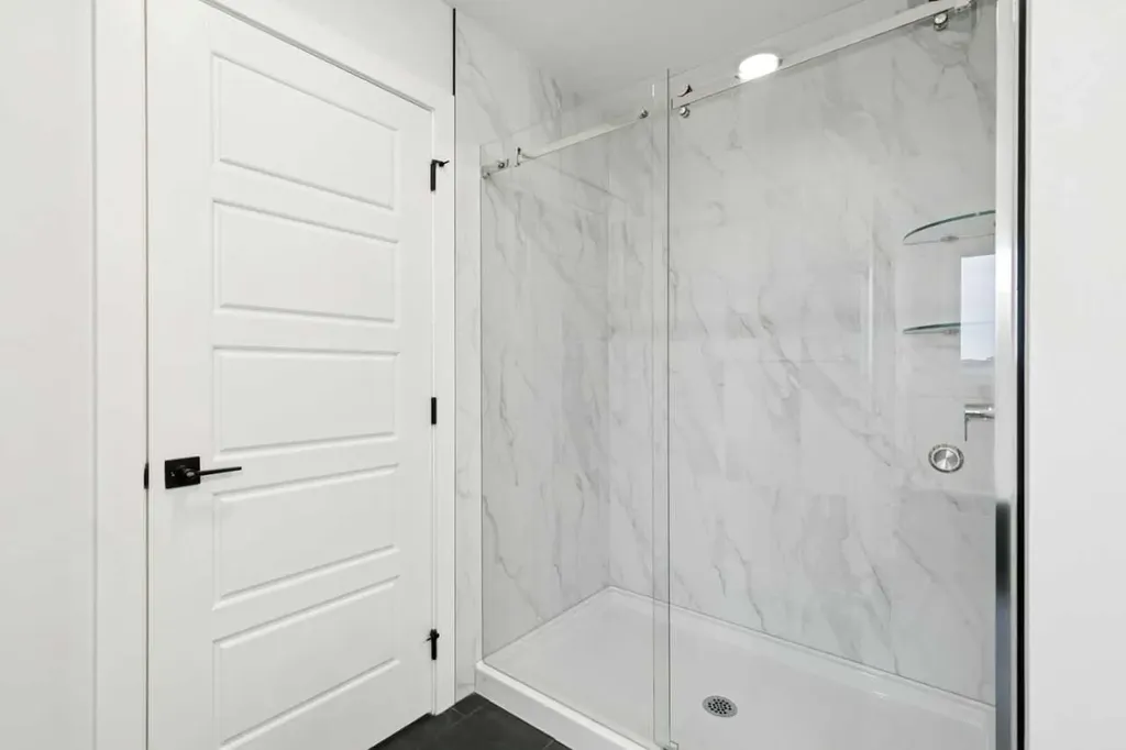 214 Sora Way SE Calgary AB T3S0V5