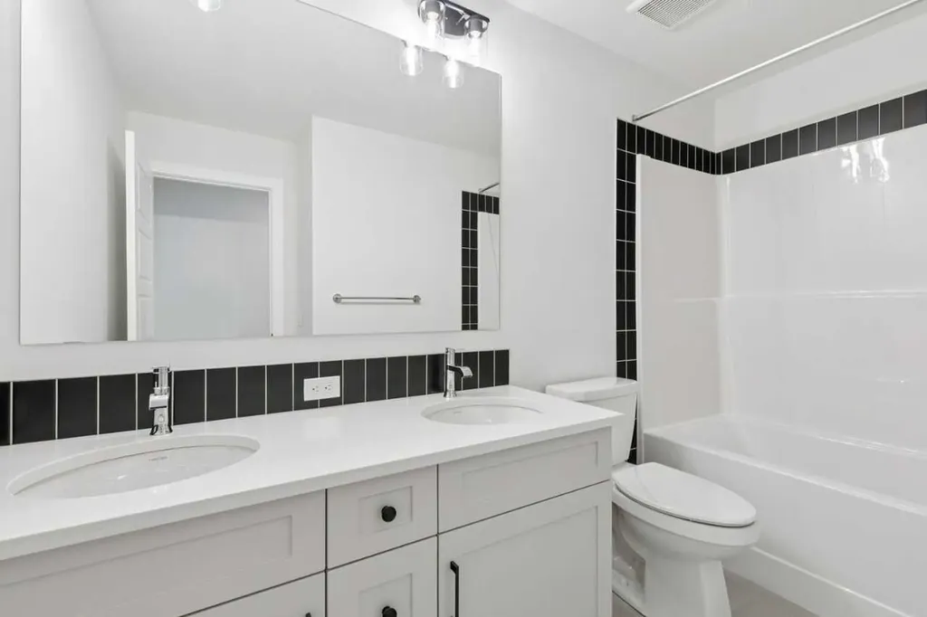 214 Sora Way SE Calgary AB T3S0V5