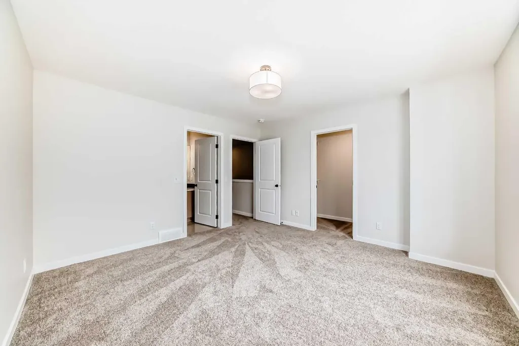 281 Heirloom Way SE Calgary AB T3S0K2