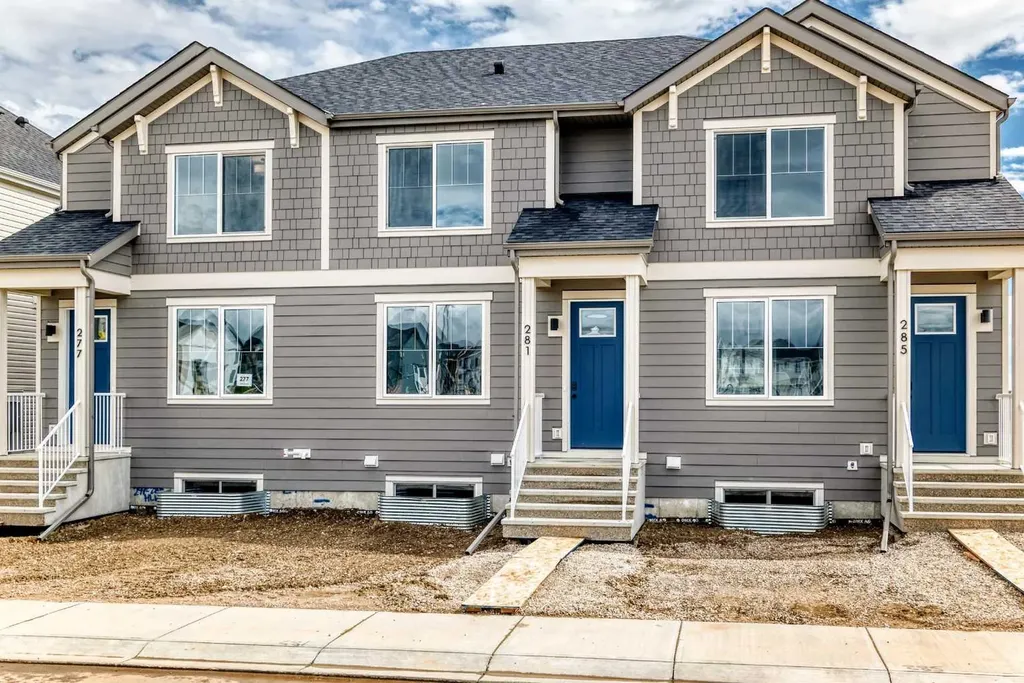281 Heirloom Way SE Calgary AB T3S0K2
