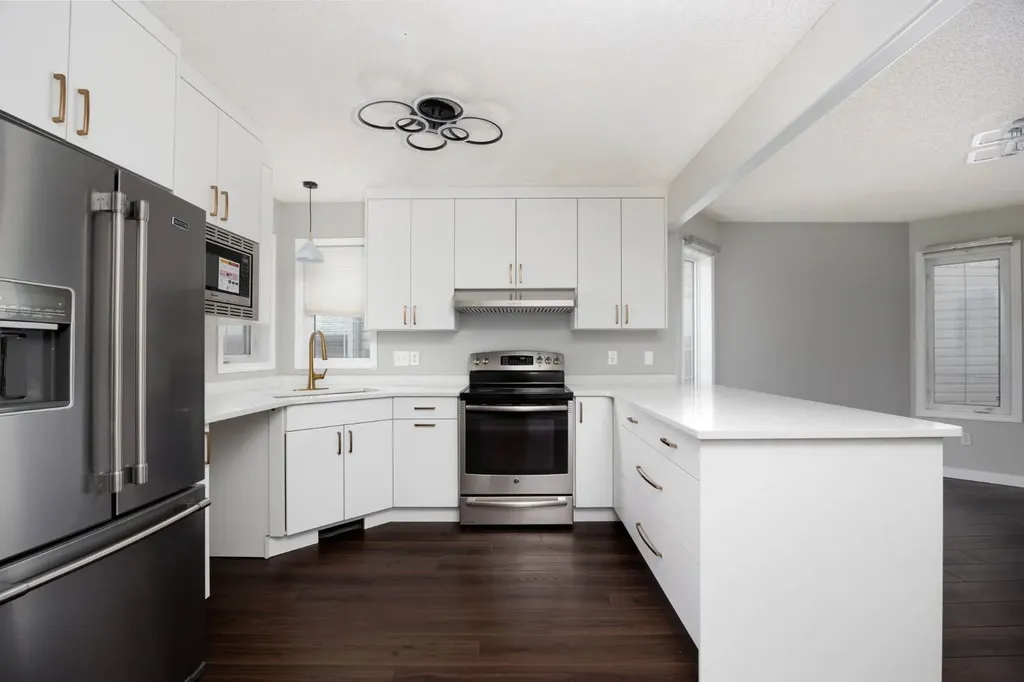116 Sirius Avenue Fort Mcmurray AB T9H 3B8