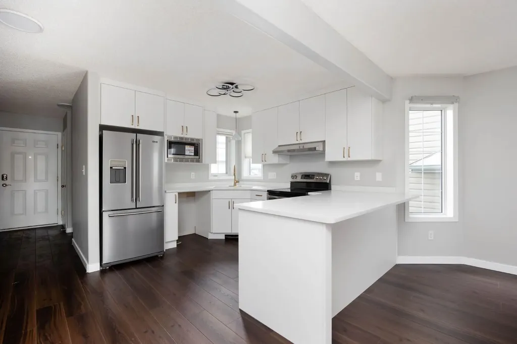 116 Sirius Avenue Fort Mcmurray AB T9H 3B8