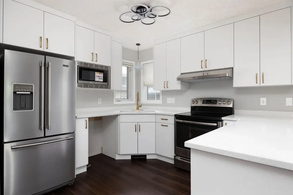 116 Sirius Avenue Fort Mcmurray AB T9H 3B8