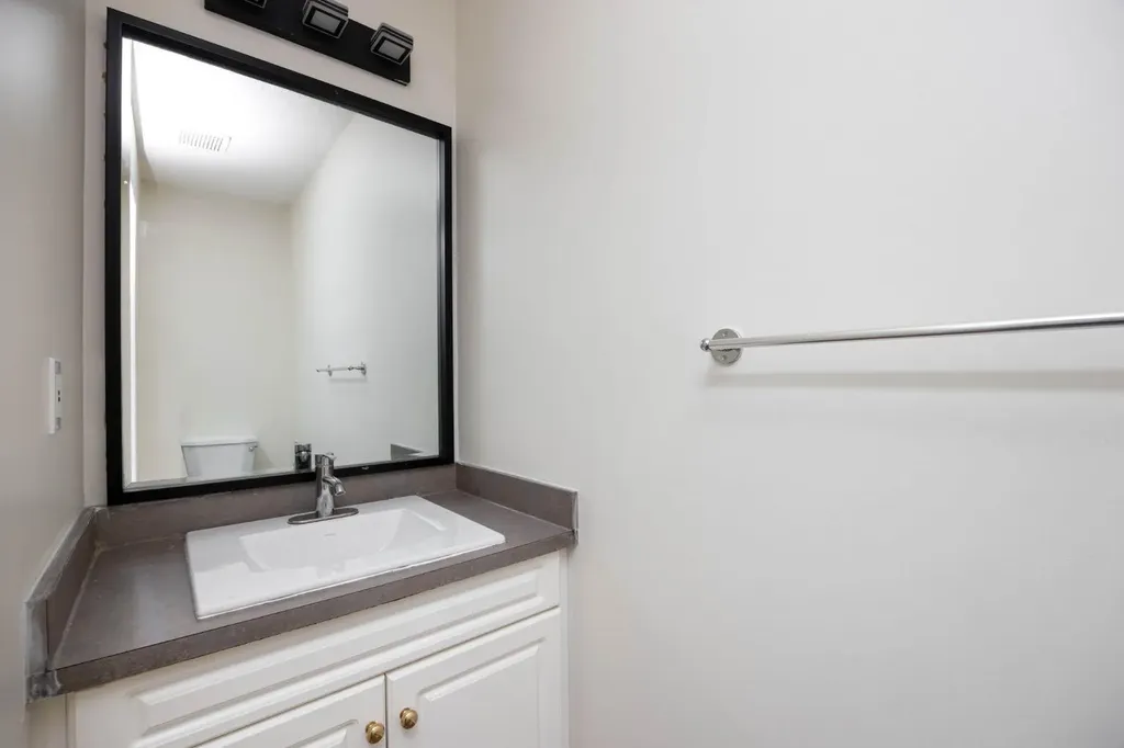 116 Sirius Avenue Fort Mcmurray AB T9H 3B8