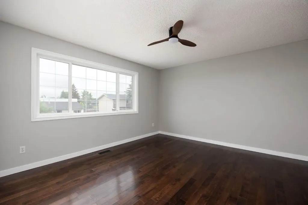 116 Sirius Avenue Fort Mcmurray AB T9H 3B8
