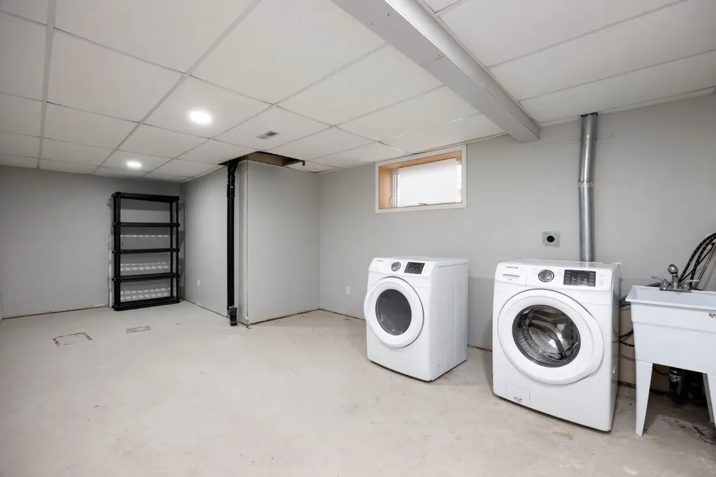 116 Sirius Avenue Fort Mcmurray AB T9H 3B8