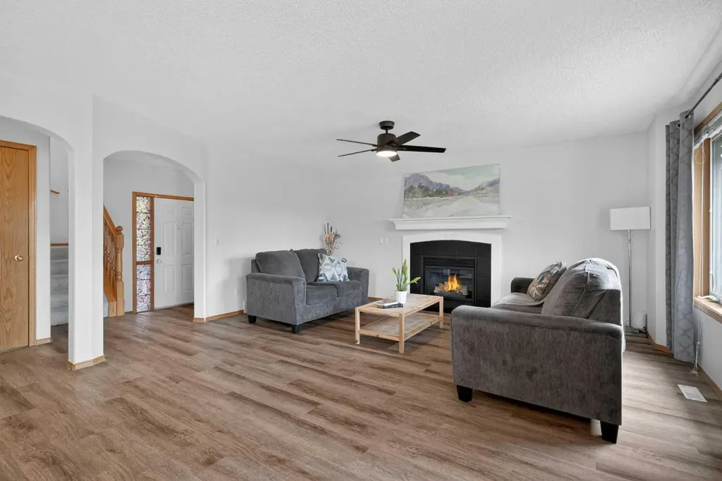 72 Springs Crescent SE Airdrie AB T4A 2C7