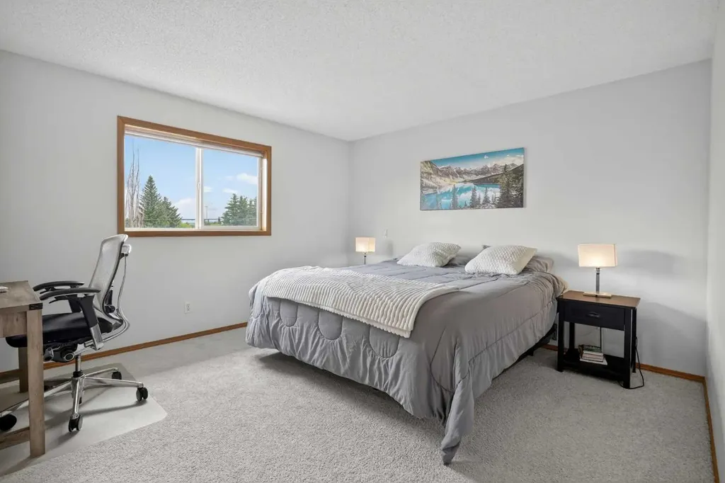 72 Springs Crescent SE Airdrie AB T4A 2C7
