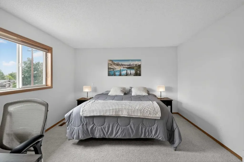 72 Springs Crescent SE Airdrie AB T4A 2C7
