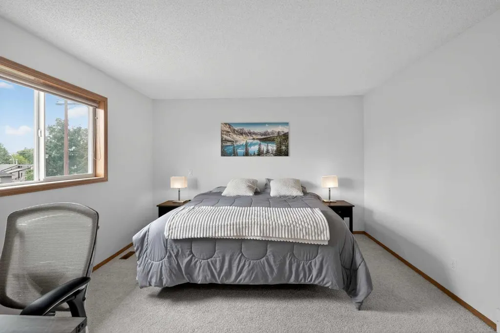 72 Springs Crescent SE Airdrie AB T4A 2C7