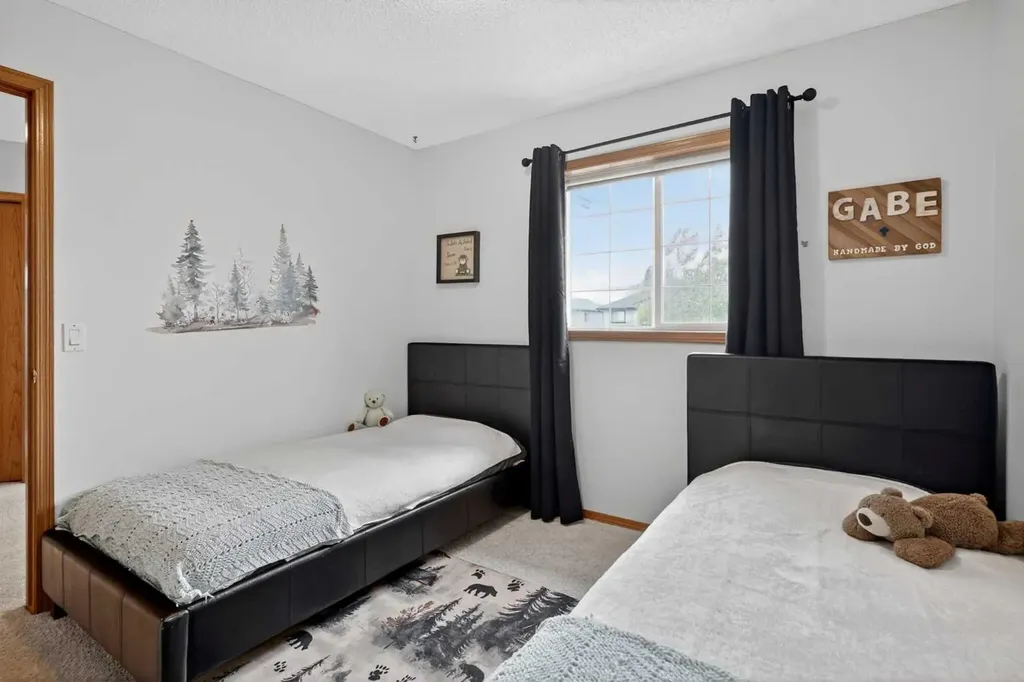 72 Springs Crescent SE Airdrie AB T4A 2C7