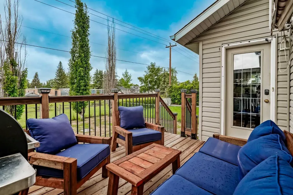 72 Springs Crescent SE Airdrie AB T4A 2C7