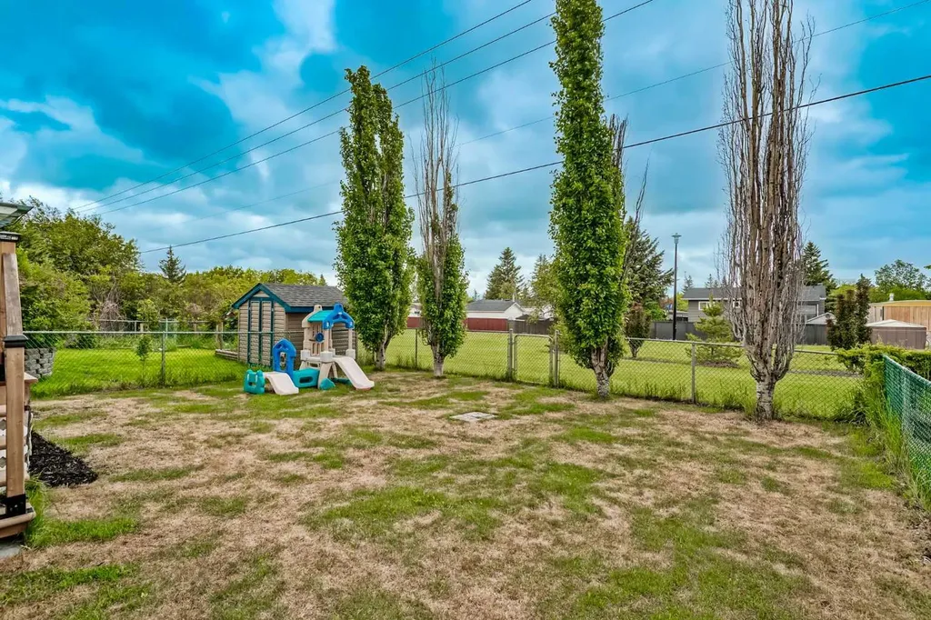 72 Springs Crescent SE Airdrie AB T4A 2C7