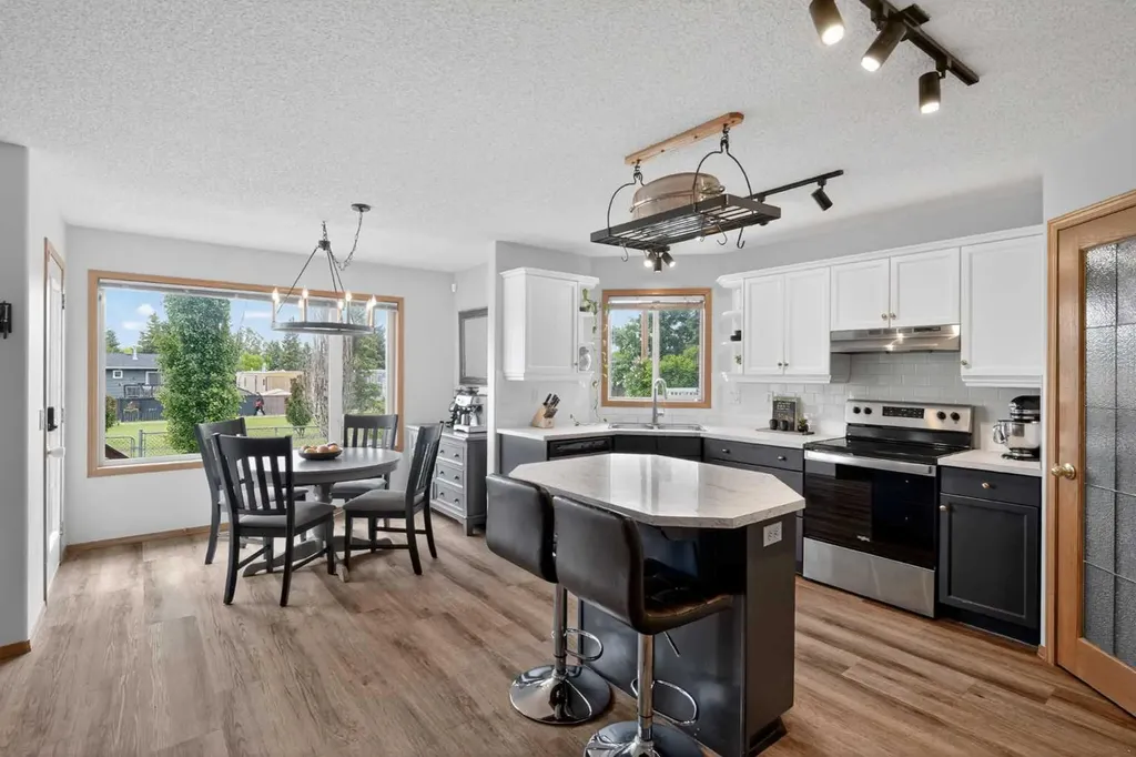 72 Springs Crescent SE Airdrie AB T4A 2C7