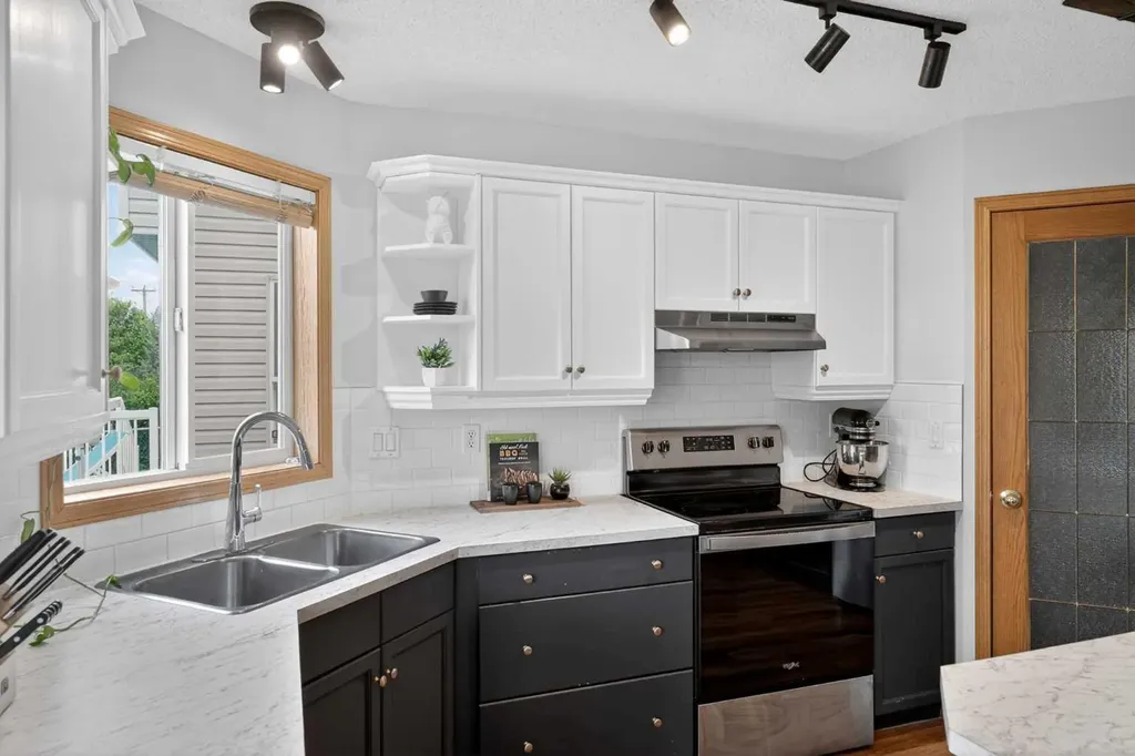 72 Springs Crescent SE Airdrie AB T4A 2C7