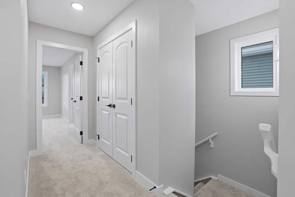 548 Bridgeport Street Chestermere AB T1X 3E6