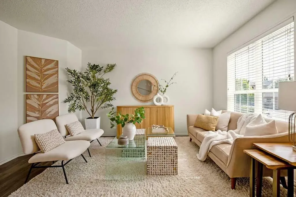 246 Elgin View SE Calgary AB T2Z 4N6