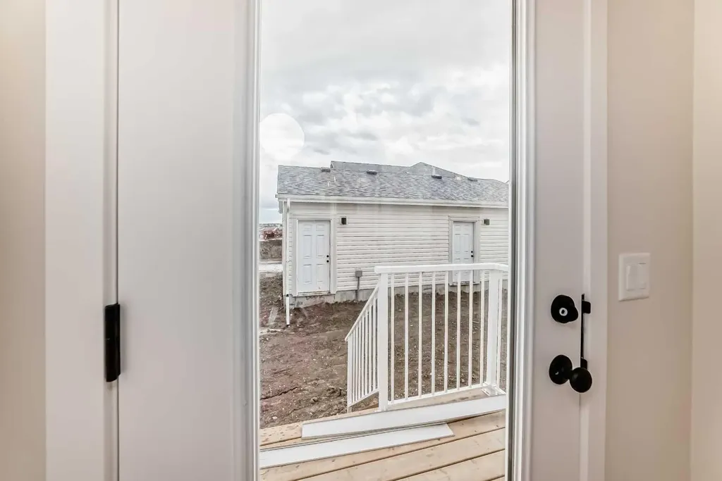 261 Heirloom Way SE Calgary AB T3S0P8