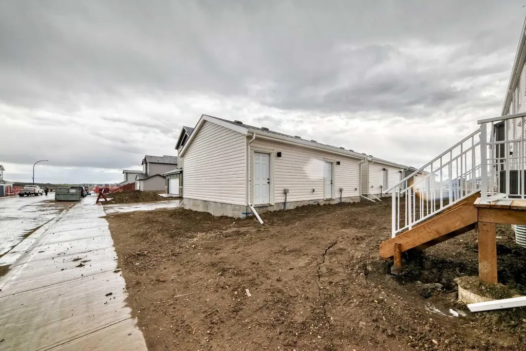 261 Heirloom Way SE Calgary AB T3S0P8