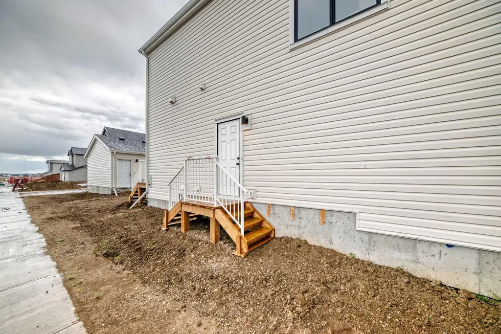 261 Heirloom Way SE Calgary AB T3S0P8