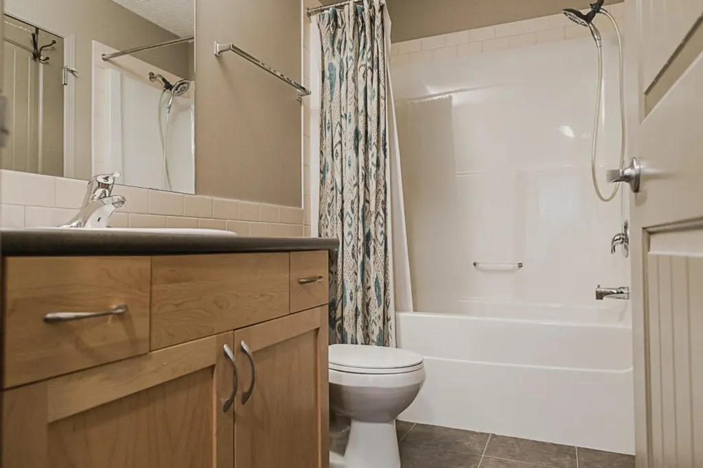 12330 102 Street Grande Prairie AB T8V 0N4