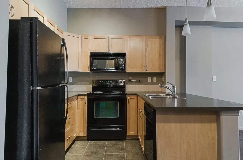 12330 102 Street Grande Prairie AB T8V 0N4