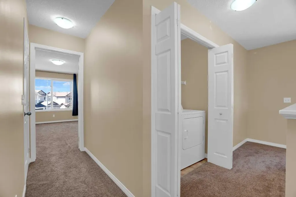 391 Cimarron Boulevard Okotoks AB T1S 0A9