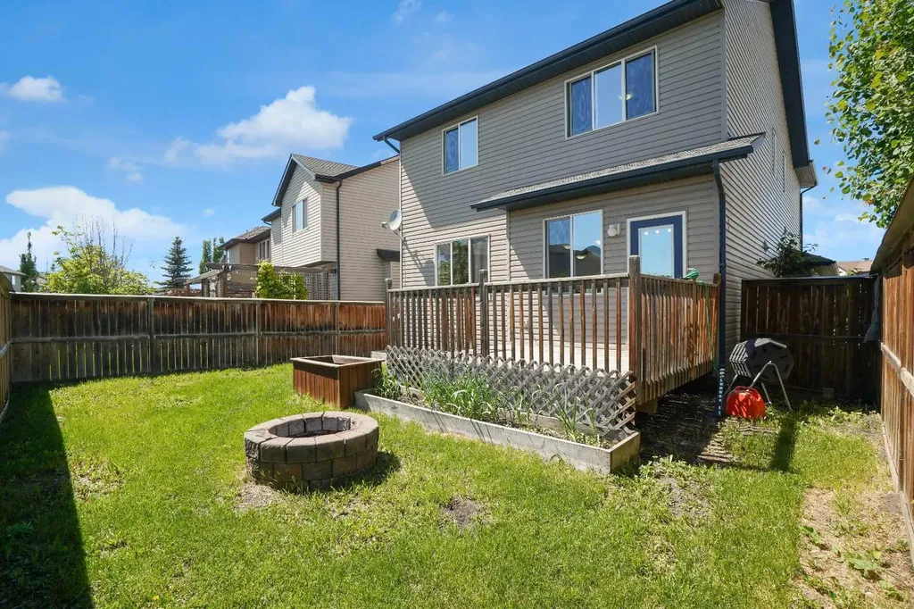 391 Cimarron Boulevard Okotoks AB T1S 0A9