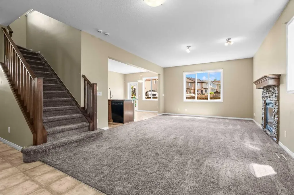 391 Cimarron Boulevard Okotoks AB T1S 0A9