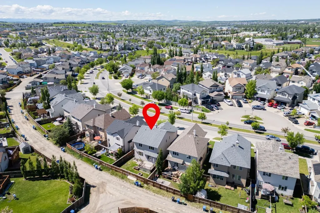 391 Cimarron Boulevard Okotoks AB T1S 0A9
