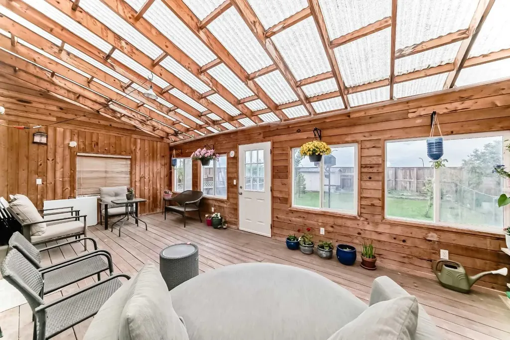 119 Citadel Meadow Grove NW Calgary AB T3G 4K8