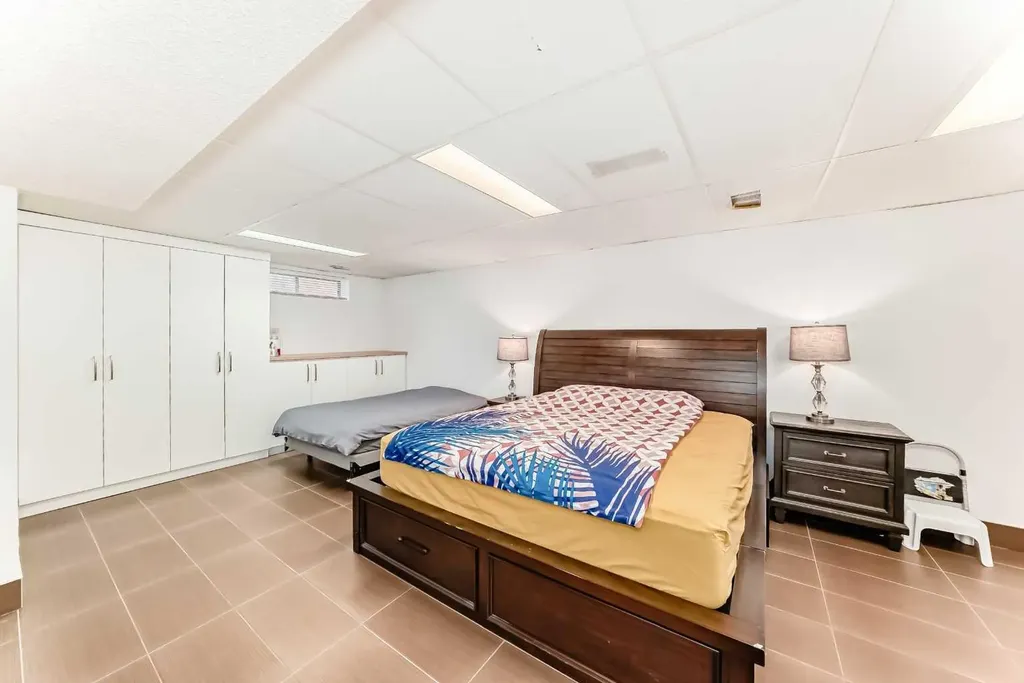119 Citadel Meadow Grove NW Calgary AB T3G 4K8