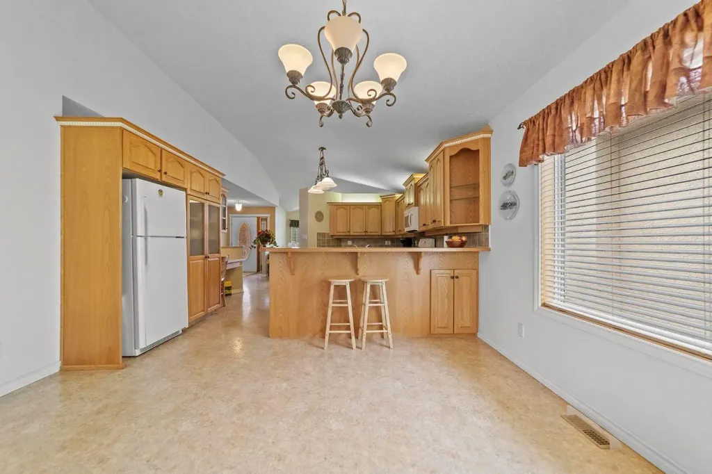 87 Park Ridge Drive Camrose AB T4V 4V2