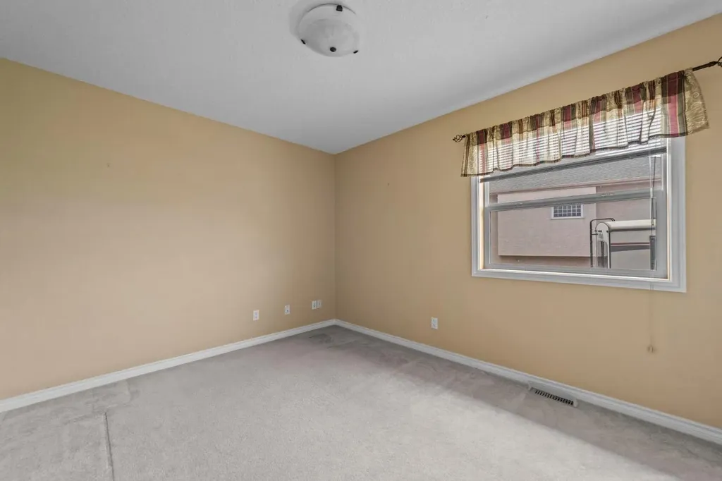 87 Park Ridge Drive Camrose AB T4V 4V2