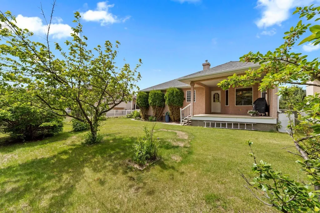 87 Park Ridge Drive Camrose AB T4V 4V2