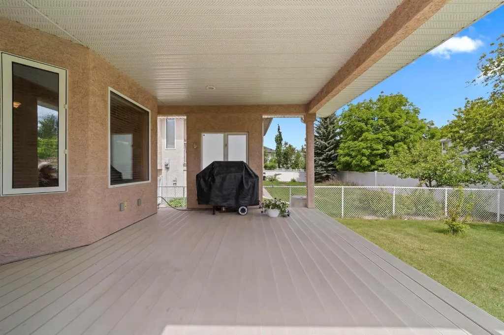 87 Park Ridge Drive Camrose AB T4V 4V2
