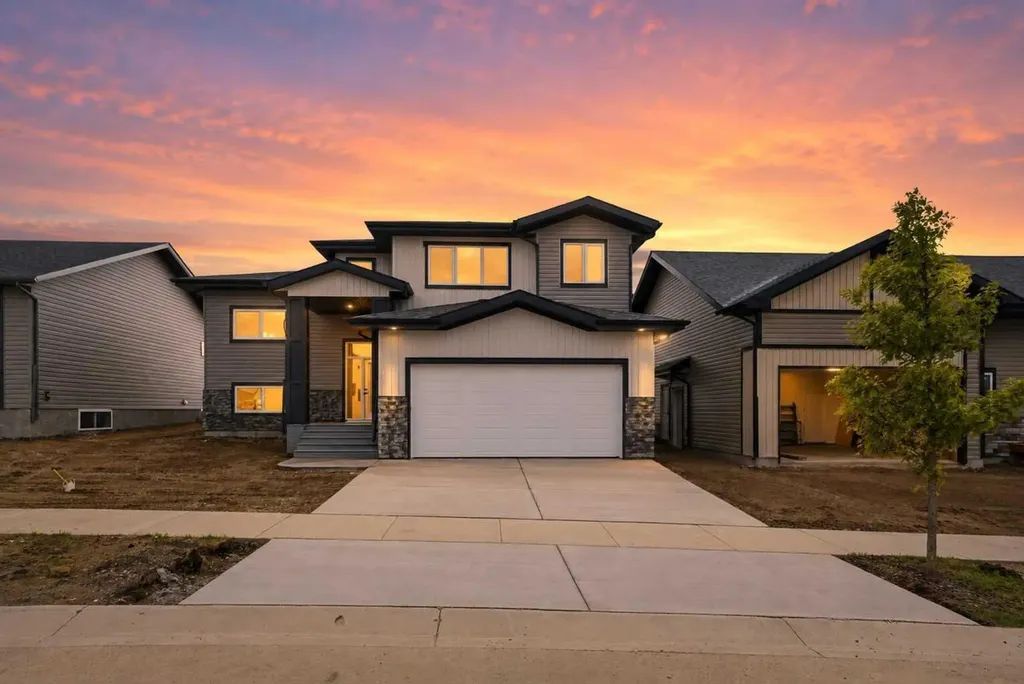13 Tranter Street Red Deer AB T4P 0Y9