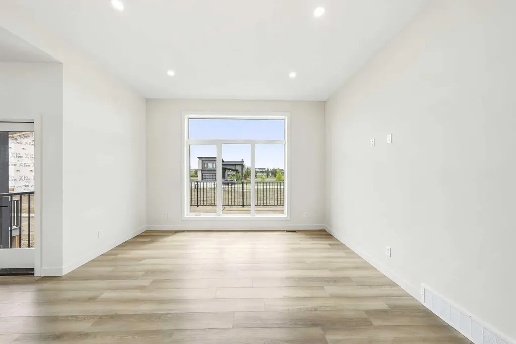 13 Tranter Street Red Deer AB T4P 0Y9