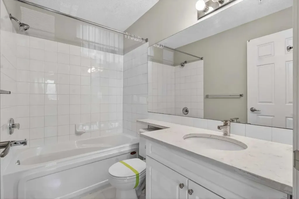 777 3 Avenue SW Calgary AB T2P 0G8