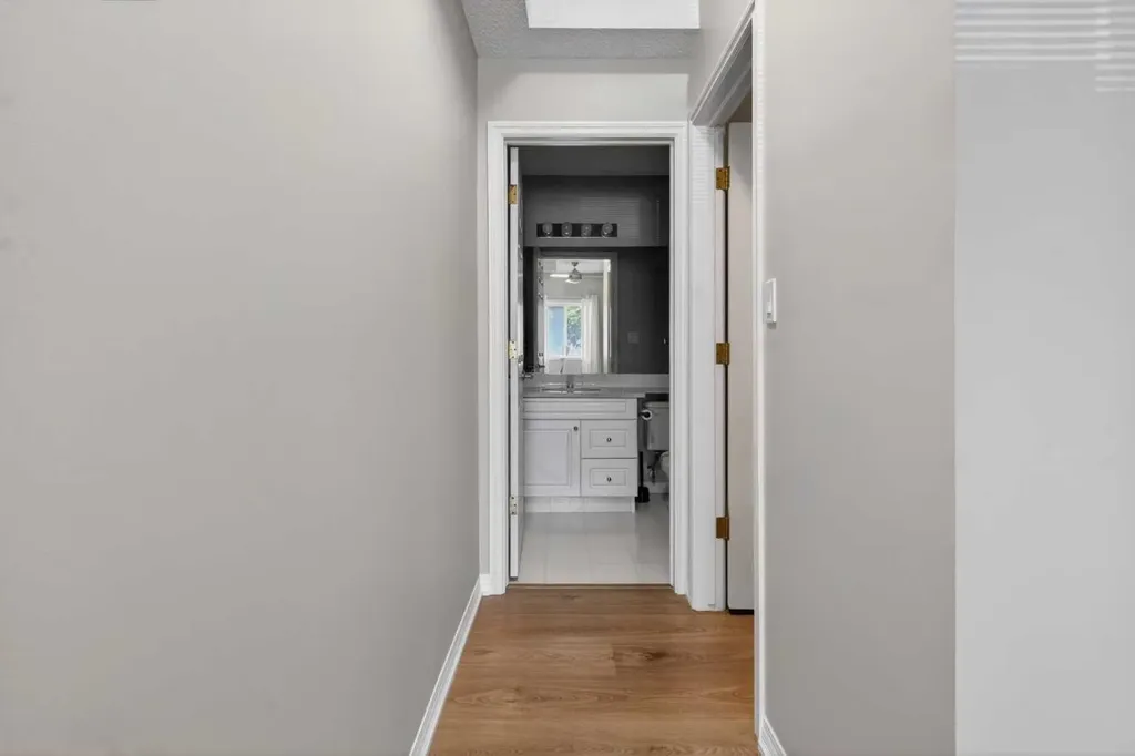777 3 Avenue SW Calgary AB T2P 0G8