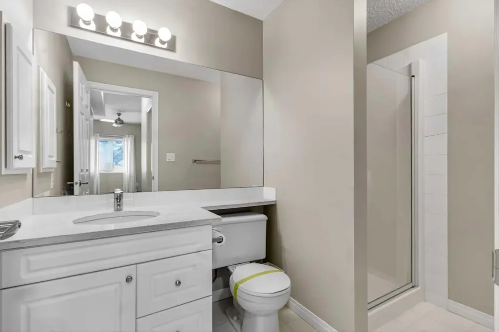 777 3 Avenue SW Calgary AB T2P 0G8