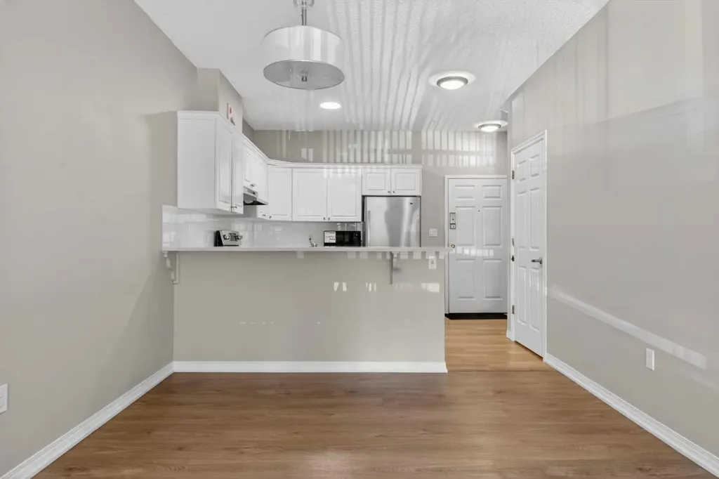 777 3 Avenue SW Calgary AB T2P 0G8
