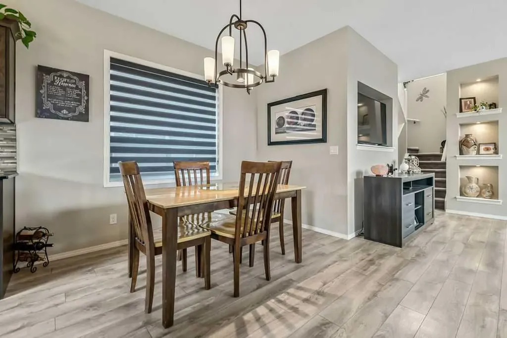 86 Legacy Common SE Calgary AB T0L 0X0