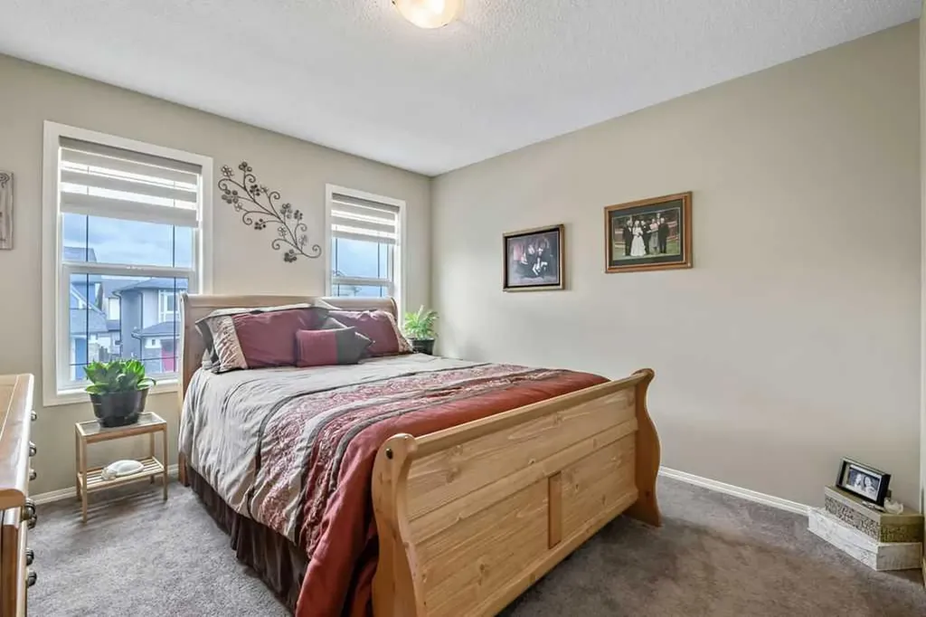 86 Legacy Common SE Calgary AB T0L 0X0
