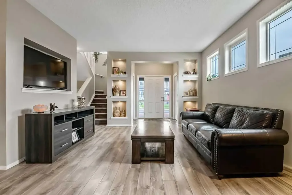 86 Legacy Common SE Calgary AB T0L 0X0