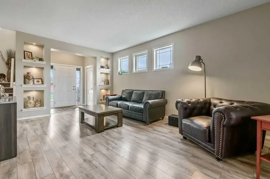 86 Legacy Common SE Calgary AB T0L 0X0