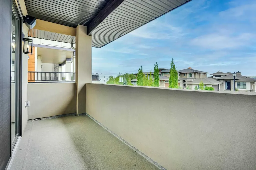 427 Patterson Boulevard SW Calgary AB T3H 3N6