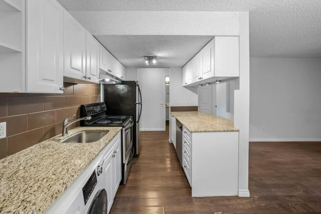 305 25 Avenue SW Calgary AB T2S 0L3